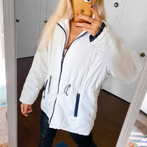 ❄️ CASUAL WHITE LIGHTWEIGHT JACKET! - Picture 3 of 15